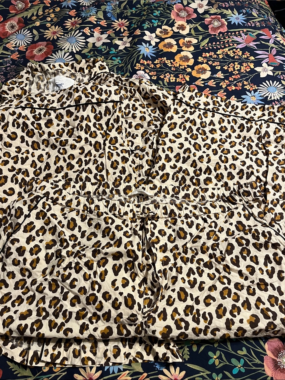 Printfresh Leopard Print Pajama Set - Cream & Brown - Picture 5 of 5